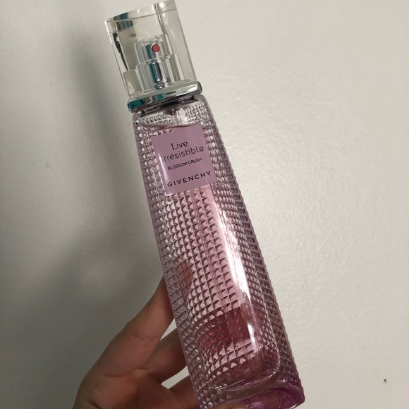 givenchy irresistible blossom crush